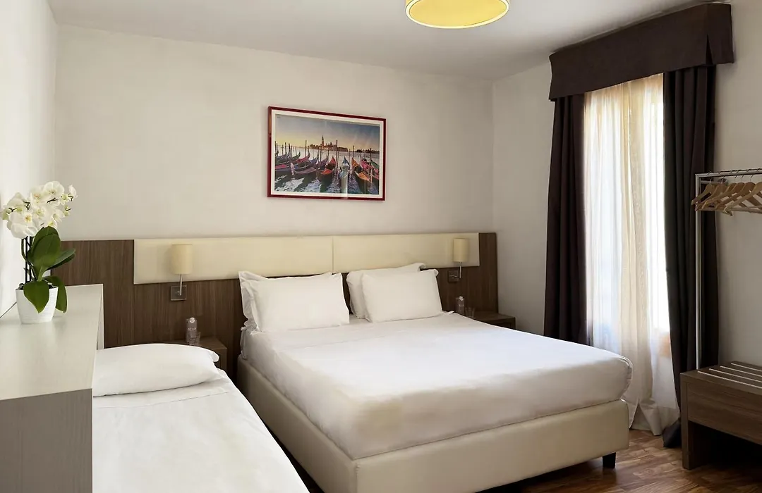 Hotel Il Moro Di Venezia-1